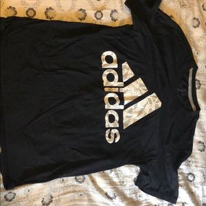 Men’s adidas shirt